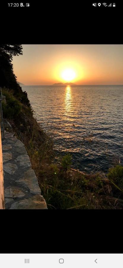 Villa Amos At Aquamarine Residence Vlora Kültér fotó