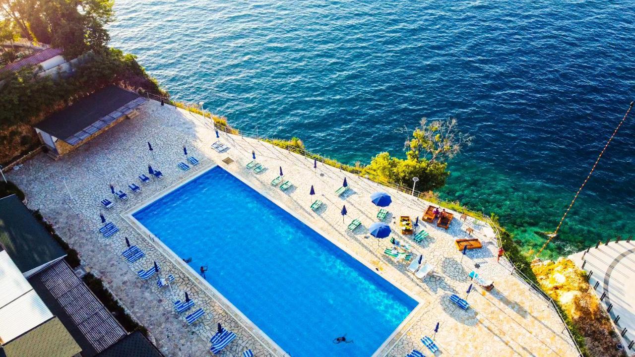 Villa Amos At Aquamarine Residence Vlora Kültér fotó