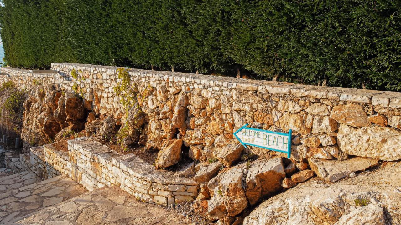 Villa Amos At Aquamarine Residence Vlora Kültér fotó