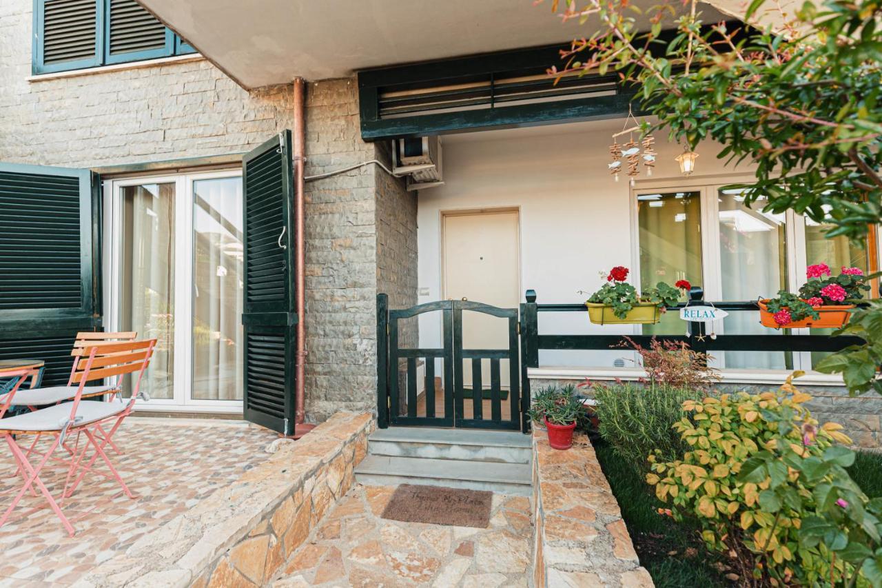 Villa Amos At Aquamarine Residence Vlora Kültér fotó