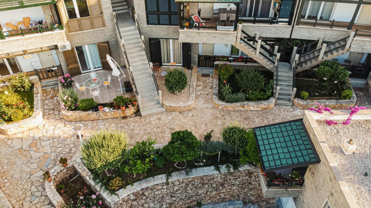 Villa Amos At Aquamarine Residence Vlora Kültér fotó
