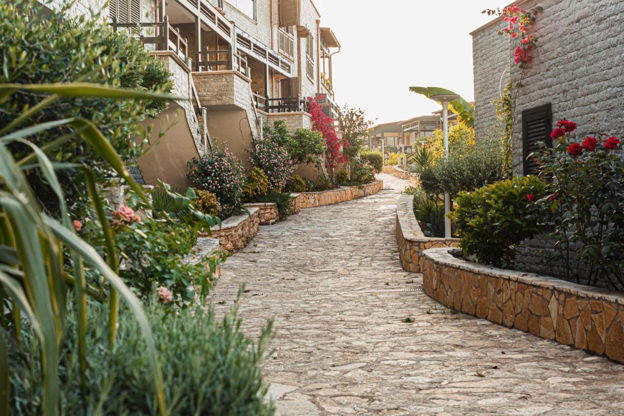 Villa Amos At Aquamarine Residence Vlora Kültér fotó