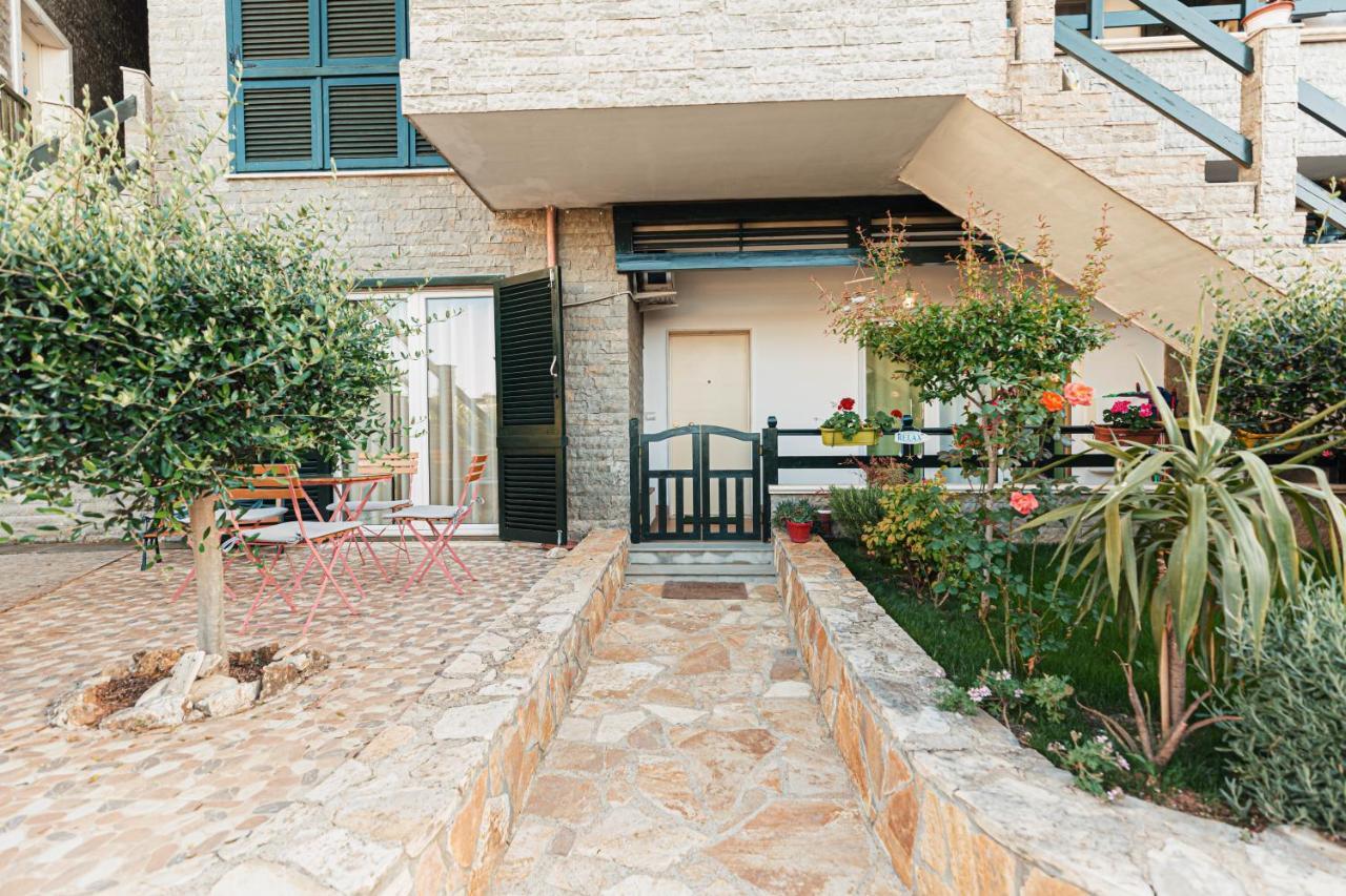 Villa Amos At Aquamarine Residence Vlora Kültér fotó